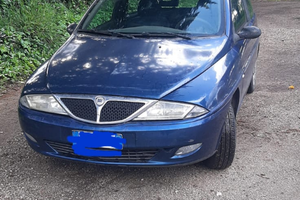 Lancia Y
