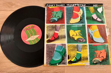 RARO Vinile 12" Funky Family - Funky Is On (1984)