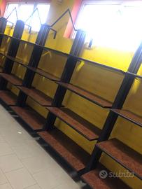 Scaffali da arredo negozio