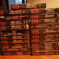 James Bond. Don Camillo e altri VHS 