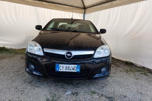 Opel Tigra TwinTop 1.3 CDTI Sport