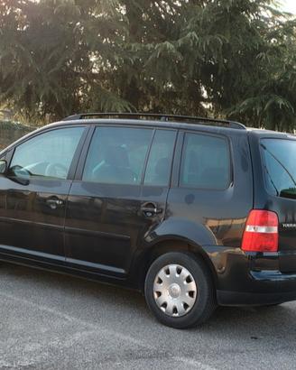 Volkswagen Touran 2006 1.9 TDI