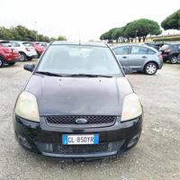 FORD Fiesta 1.2 16V 3p. Titanium