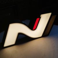 lampada decorativa logo Hyundai N