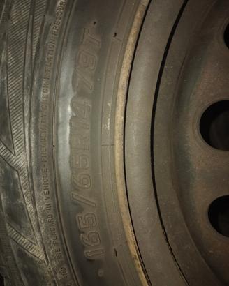 4 pneumatici 165/65 R14  79T