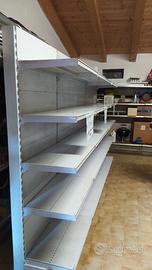 scafale in ferro cromato bianco