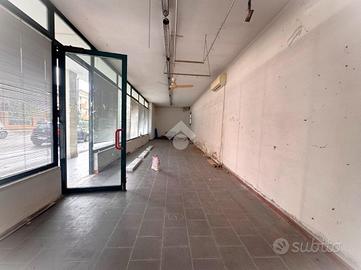 NEGOZIO A ALBIGNASEGO