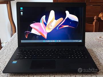 Notebook Asus 15 pollici Intel full hd perfetto.