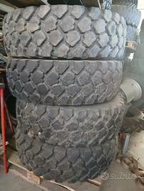 Gomme Michelin 365/85R20