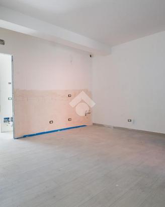 3 LOCALI A FONTE NUOVA