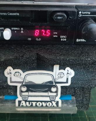 Autoradio vintage anni '80 Autovox Sirio 936