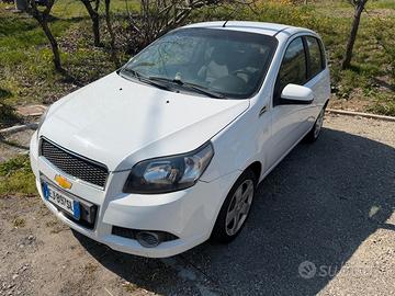 Chevrolet Aveo 1.2 5P. LT GPL