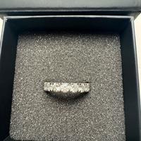 Anello Eternety in oro bianco con diamanti