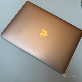 Apple MacBook Air Retina 13” (2019)