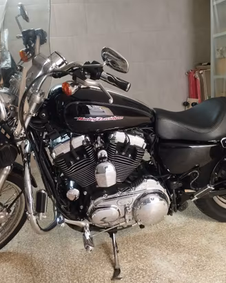 Harley-Davidson Sportster XL 1200C