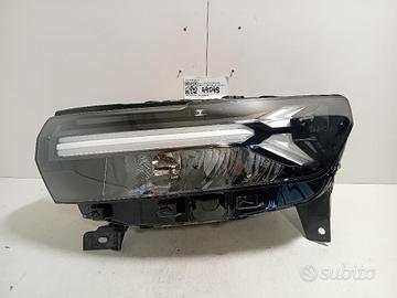 FARO ANTERIORE SINISTRO DACIA Duster Serie 2606035
