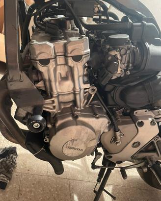 Honda honet 600