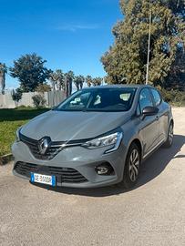 RENAULT Clio Elettrica/Benzina - 2021