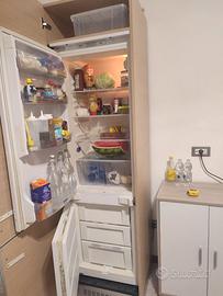 Frigorifero combinato Whirlpool con mobile