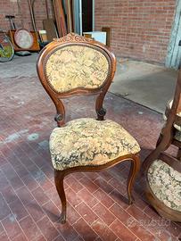 Sedie in legno massello ricoperte