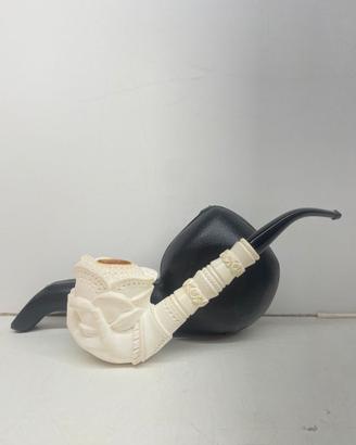 Pipa in sepiolite