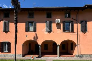 2 LOCALI A ENDINE GAIANO