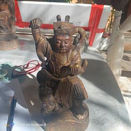 scultura asiatica legno 