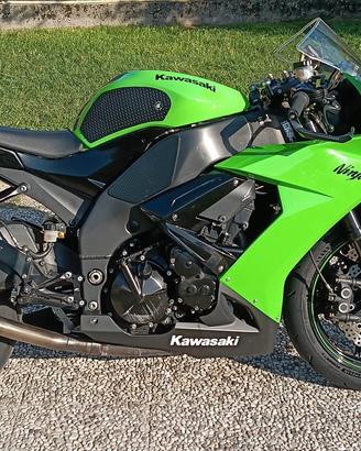 Kawasaki ninja zx 10r 