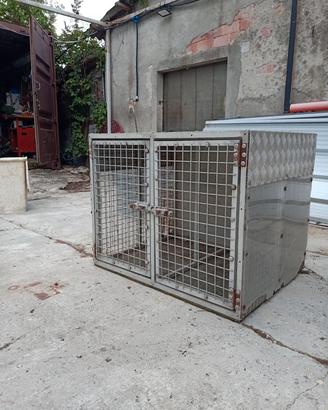 gabbia in ferro per animali