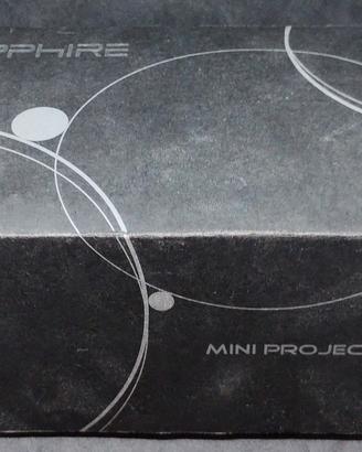 Proiettore micro Sapphire C101 con 3 batterie