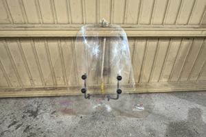 Parabrezza scarabeo 50