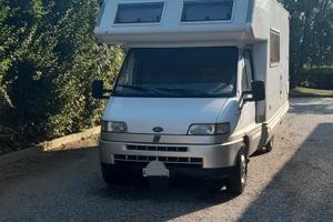 Camper Laika Ecovip 3L con portamoto