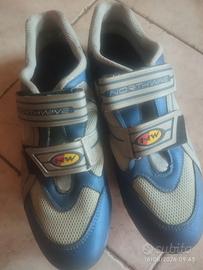 Scarpe ciclismo per bici da corsa , spinning o MTB