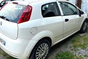 Fiat punto Multijet 1.3 2011 (PREZZO TRATTABILE)