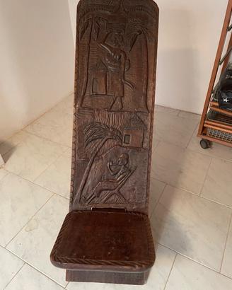Sedia etnica in legno