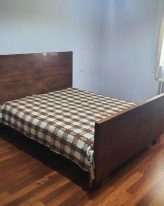 Letto matrimoniale in legno