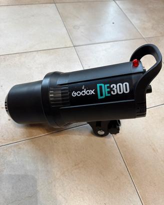 Flash da studio godox de300