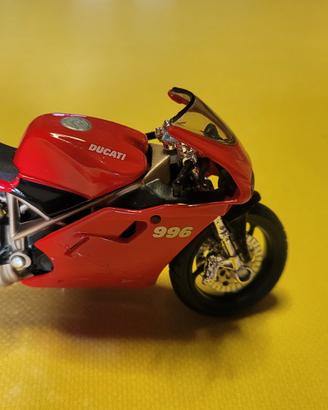 modellini ducati scala 1:18 MAISTO