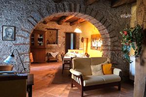 Casa indipendente centro storico Padula