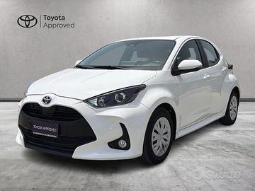 Toyota Yaris Hybrid Active MY22