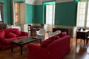 Piazza Azuni -palazzo d'epoca- arredato