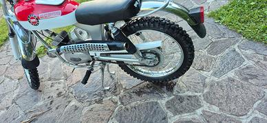 moto 121
