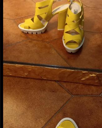 Sandali vera pelle tacco alto