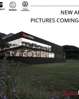 VOLKSWAGEN Golf 1.5 TSI Life NEOPATENTATI LED ACC 