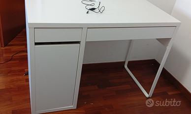 scrivania ikea