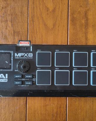 Akai Pro MPX8