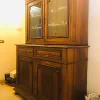 Antica credenza