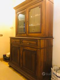 Antica credenza