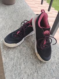 Scarpe da ginnastica n . 36