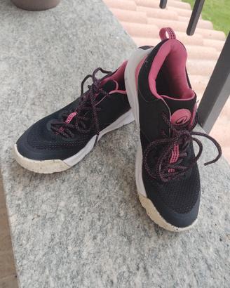 Scarpe da ginnastica n . 36